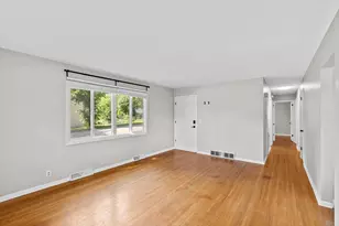 5856 Washburn Ave S, Minneapolis, MN 55410 - Photo 7
