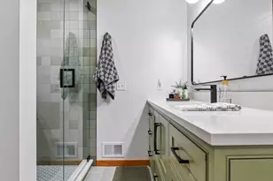 4738 N Humboldt Ave N, Minneapolis, MN 55430 - Photo 25