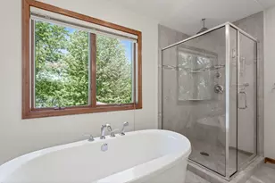 3034 Edgewater Dr, Woodbury, MN 55125 - Photo 33