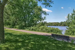 3034 Edgewater Dr, Woodbury, MN 55125 - Photo 59