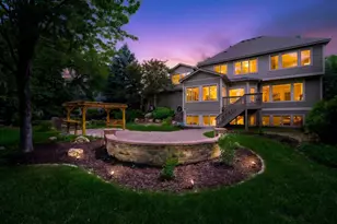 3034 Edgewater Dr, Woodbury, MN 55125 - Photo 5