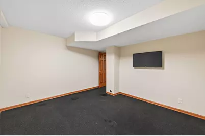 3034 Edgewater Drive, Woodbury, MN 55125 - Photo 49