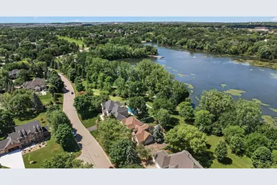 3034 Edgewater Drive, Woodbury, MN 55125 - Photo 3