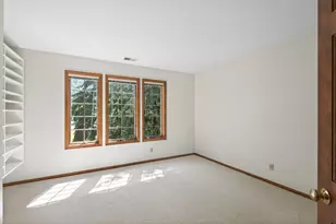 3034 Edgewater Dr, Woodbury, MN 55125 - Photo 39
