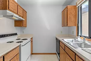 112 South Dr, Circle Pines, MN 55014 - Photo 7