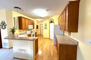 5886 Camellia Ct NW, Rochester, MN 55901 - Photo 11