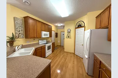5886 Camellia Court NW, Rochester, MN 55901 - Photo 13