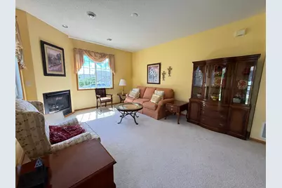 5886 Camellia Court NW, Rochester, MN 55901 - Photo 5