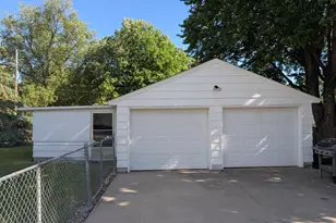 1124 8th St, International Falls, MN 56649 - Photo 29