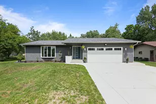 611 8th Ave N, Sauk Rapids, MN 56379 - Photo 1
