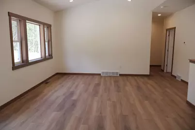 11893 Pine Street, Trempealeau, WI 54661 - Photo 9