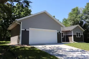 11893 Pine St, Trempealeau, WI 54661 - Photo 3