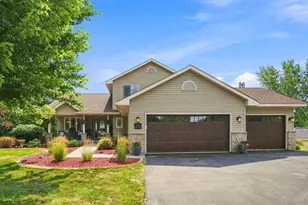 2412 Maple Ct, Buffalo, MN 55313 - Photo 1