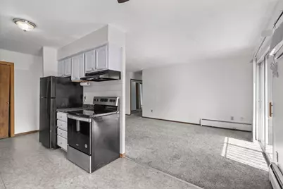 920 6th Street S #5, Hopkins, MN 55343 - Photo 9