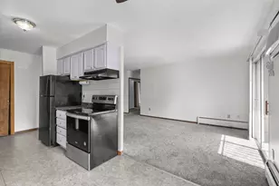 920 6th St S, Hopkins, MN 55343 - Photo 9