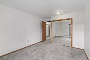 920 6th St S, Hopkins, MN 55343 - Photo 17