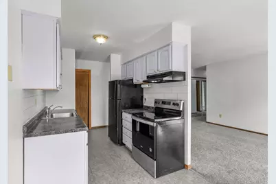 920 6th Street S #5, Hopkins, MN 55343 - Photo 11