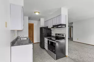 920 6th St S, Hopkins, MN 55343 - Photo 11