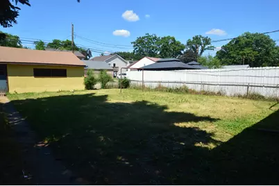 113 E Dale Street E, South Saint Paul, MN 55075 - Photo 11
