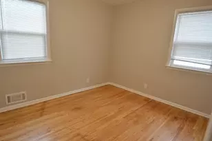 113 E Dale Street E, South Saint Paul, MN 55075 - Photo 5