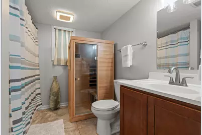 1047 Lowell Drive, Apple Valley, MN 55124 - Photo 25