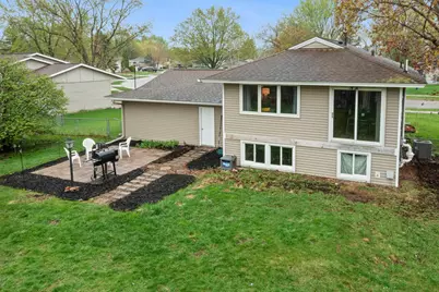 1047 Lowell Drive, Apple Valley, MN 55124 - Photo 29
