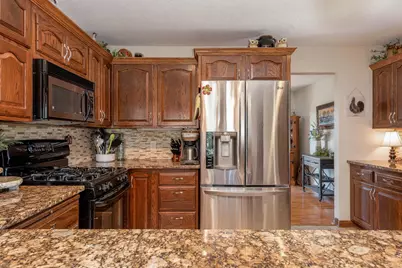 20206 Monks Avenue, Mankato, MN 56001 - Photo 17