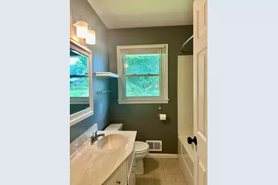 3611 Hampshire Avenue N, Crystal, MN 55427 - Photo 9