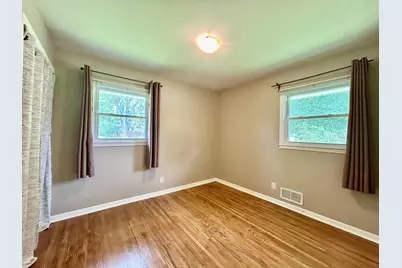 3611 Hampshire Avenue N, Crystal, MN 55427 - Photo 7