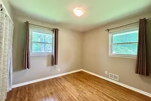 3611 Hampshire Ave N, Crystal, MN 55427 - Photo 7