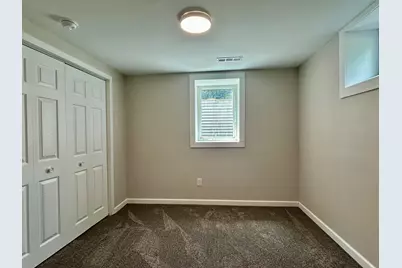 3611 Hampshire Avenue N, Crystal, MN 55427 - Photo 11