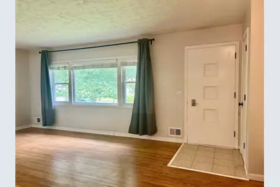 3611 Hampshire Avenue N, Crystal, MN 55427 - Photo 3