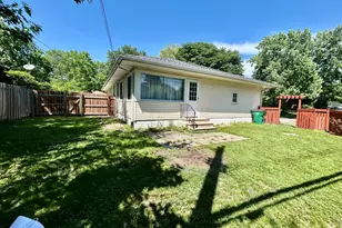 3611 Hampshire Ave N, Crystal, MN 55427 - Photo 17
