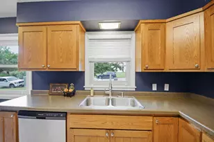 430 5th St SW, Plainview, MN 55964 - Photo 15