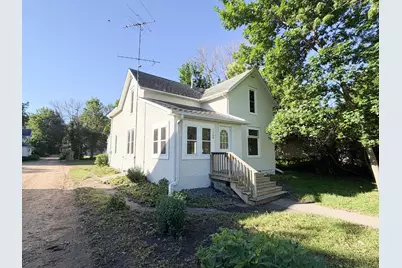1304 3rd Avenue, Worthington, MN 56187 - Photo 1
