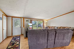 57526 Government Rd, Pine City, MN 55063 - Photo 7