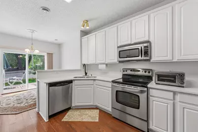 7805 Elm Grove Avenue, New Hope, MN 55428 - Photo 9