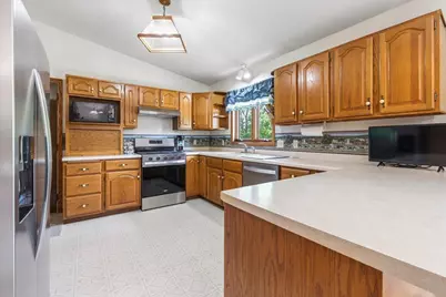 6136 Meridian Avenue S, Montrose, MN 55363 - Photo 5