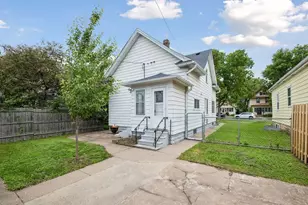1262 Charles Ave, Saint Paul, MN 55104 - Photo 39