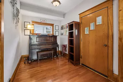 1262 Charles Avenue, Saint Paul, MN 55104 - Photo 9