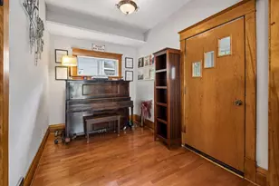 1262 Charles Ave, Saint Paul, MN 55104 - Photo 9