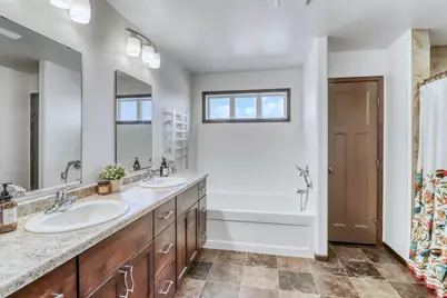 5001 44th Street S, Fargo, ND 58104 - Photo 31
