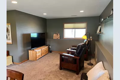 728 W 7th Street, Litchfield, MN 55355 - Photo 17