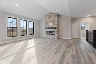 529 Chapman Hls Ct, Hudson, WI 54016 - Photo 15