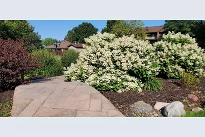 3420 Golfview Drive #121, Eagan, MN 55123 - Photo 21