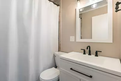 915 11 1/2 Street SW, Rochester, MN 55902 - Photo 19