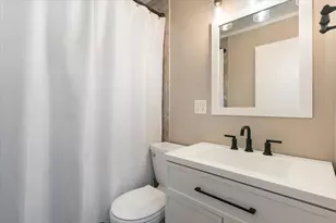 915 11 1/2 Street SW, Rochester, MN 55902 - Photo 19