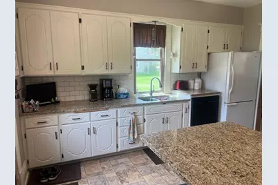 413 S Swift Avenue, Litchfield, MN 55355 - Photo 13