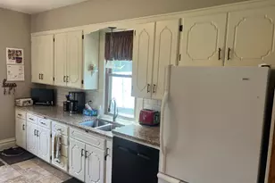 413 S Swift Ave, Litchfield, MN 55355 - Photo 11