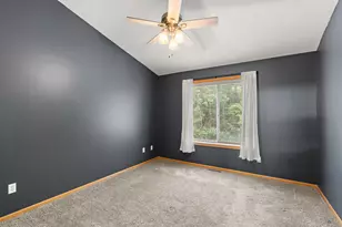 8821 Coffman Path, Inver Grove Heights, MN 55076 - Photo 17
